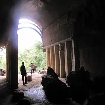 Kondana-caves-16
